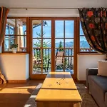 شقة فندقية بوتوروفي دور 4*