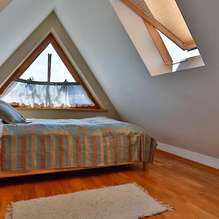 Butorowy Dwor Aparthotel 3*