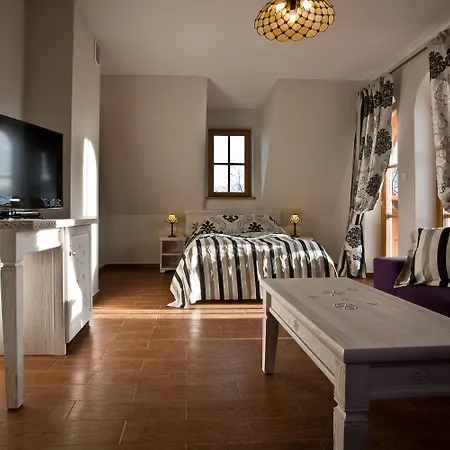 Butorowy Dwór Apart-hotel 4*