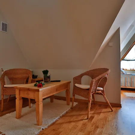 Apart-hotel Butorowy Dwór 4*