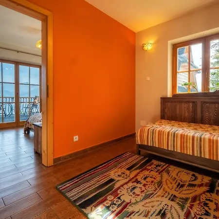 Butorowy Dwor Aparthotel 3*
