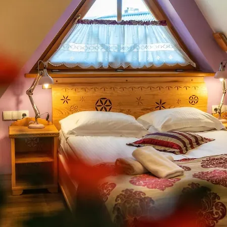 Butorowy Dwor 4*