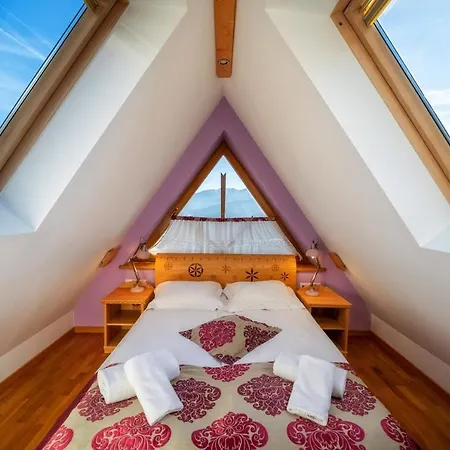 Butorowy Dwor Apartmanhotel 4*