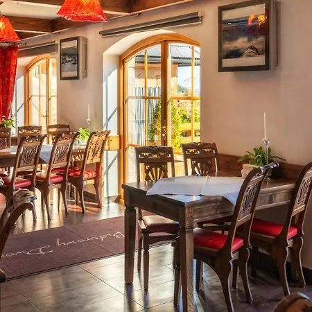 Butorowy Dwor Aparthotel