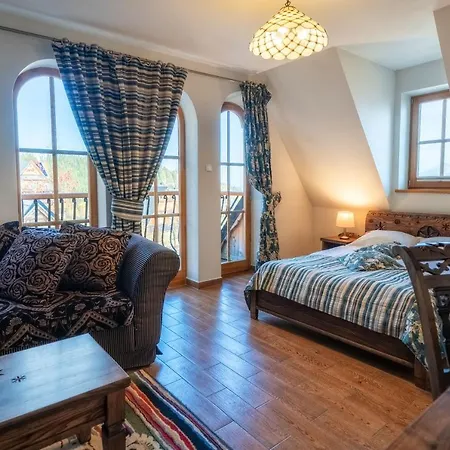 Butorowy Dwor 3*