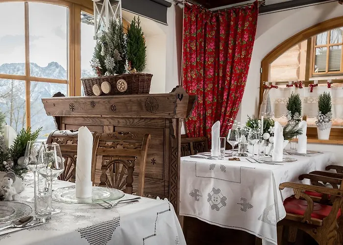 Aparthotel Butorowy Dwor 4*