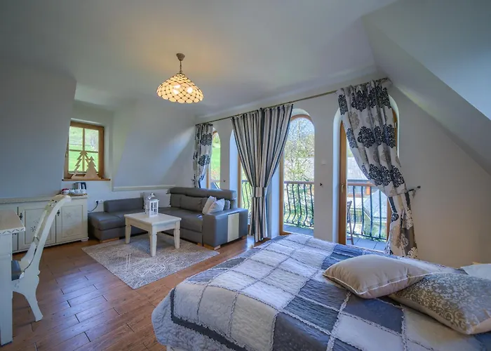 Aparthotel Butorowy Dwor