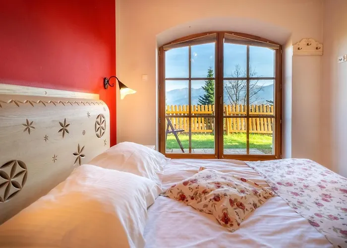 Butorowy Dwor Aparthotel 4*