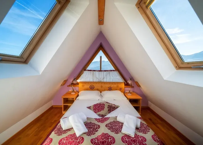 Butorowy Dwor Aparthotel 4*